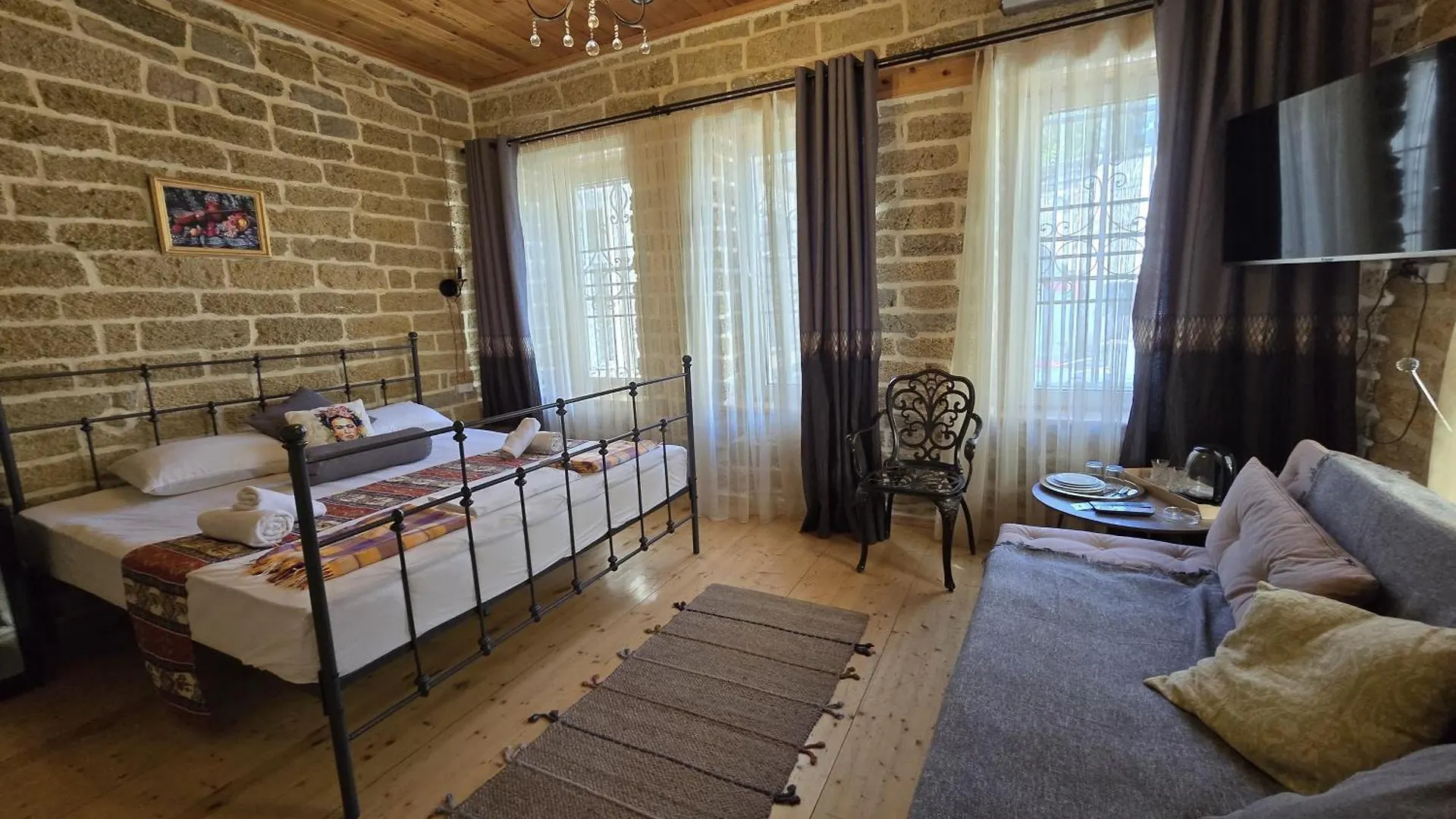 Old Rooms Hotel Баку