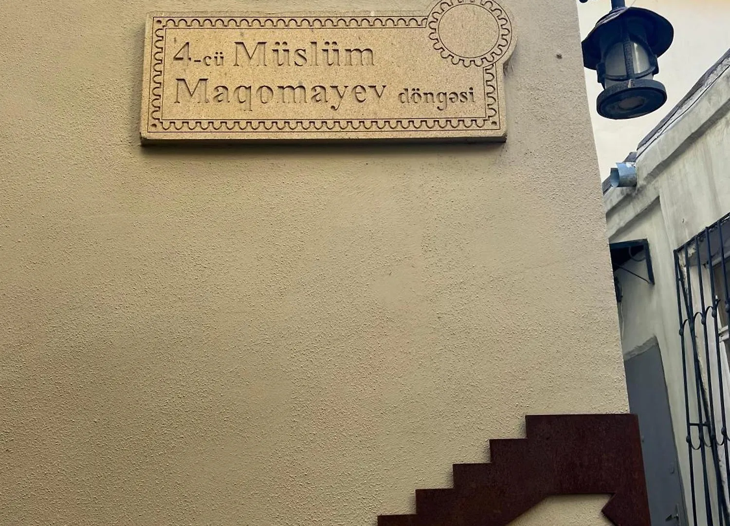 Old Rooms Hotel Baku