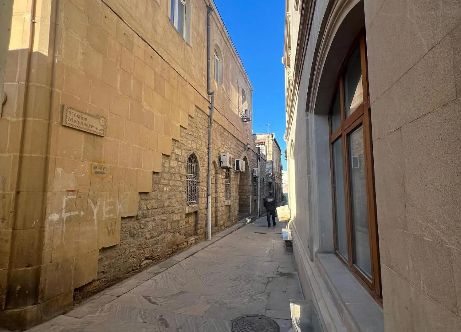 Old Rooms Hotel Baku