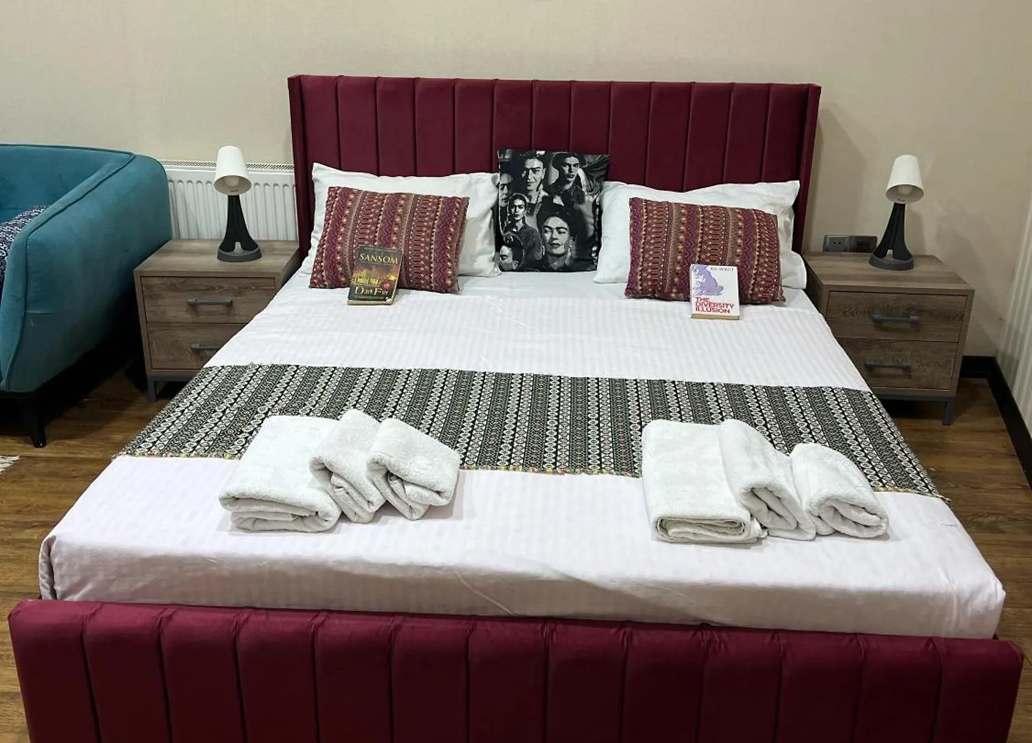 Old Rooms Hotel Baku
