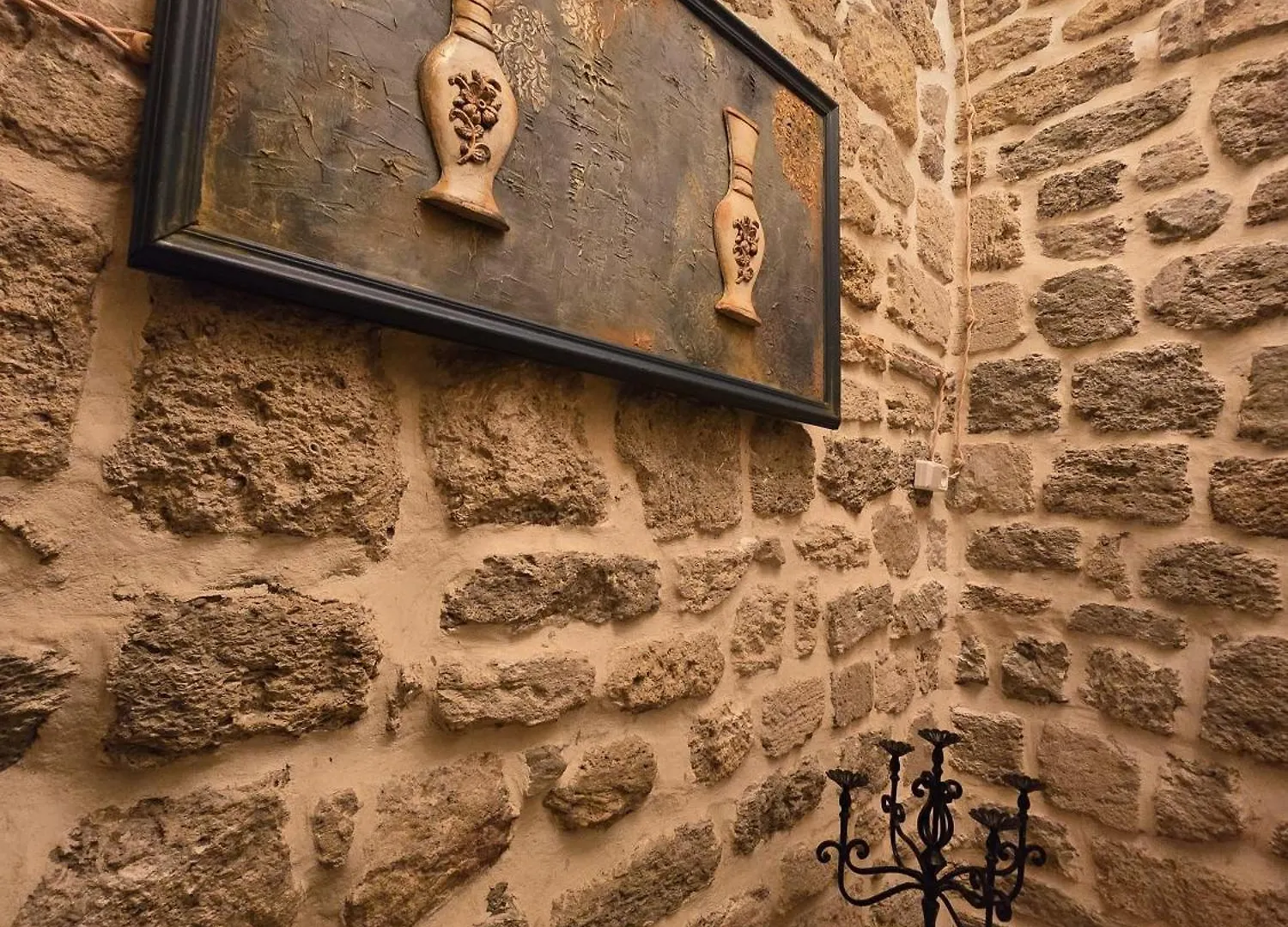 Old Rooms Hotel Baku